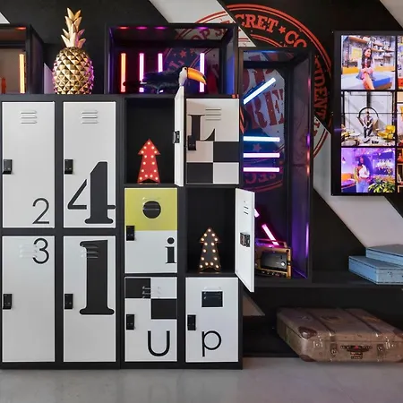 Moxy 3* لا سيوتا
