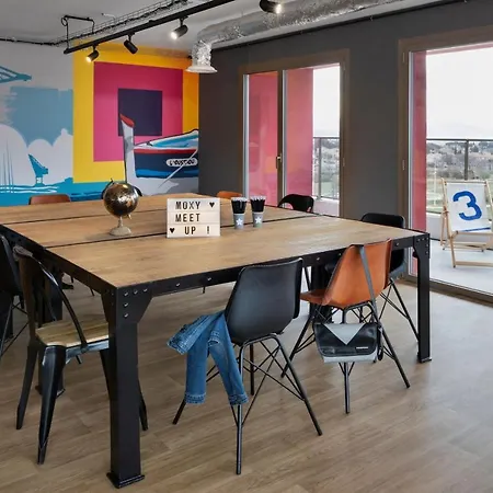 Moxy 3* ラシオタ