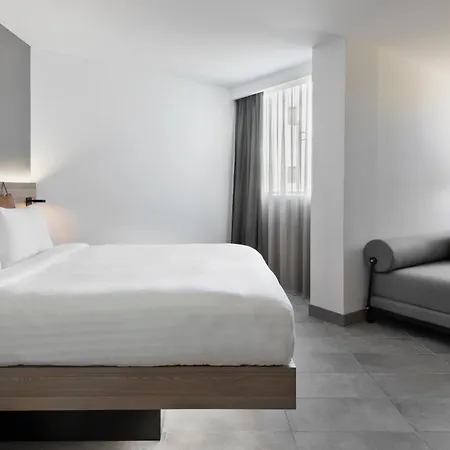 فندق Moxy 3*